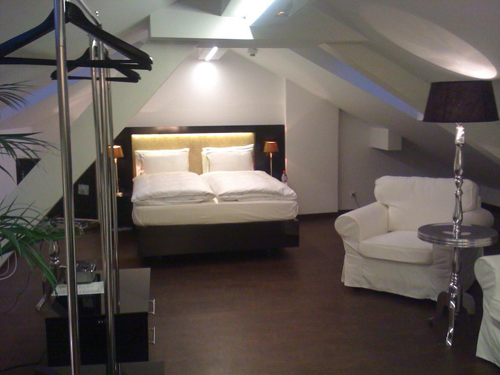 Boutique Hotel La Rinascente Locarno Exterior photo